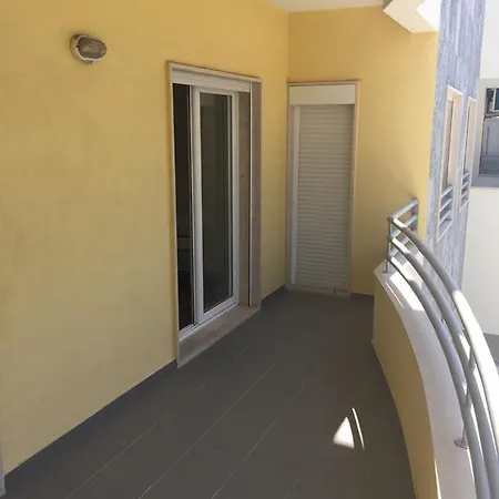 Sol Apartment *